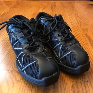 Capezio split sole dance sneakers